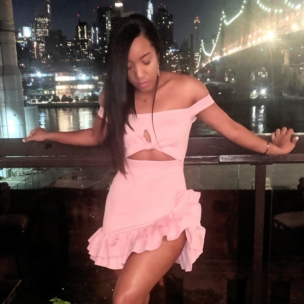 DRESS